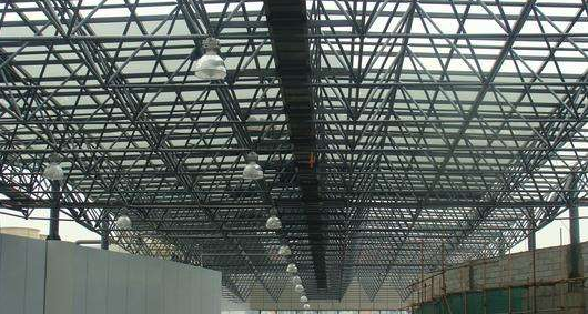 邯郸听网架公司的名目师阐述其网架的季节个性